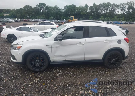 2017 Mitsubishi Outlander Sport 2.0 Es/2.0 Le z USA, uszkodzony, nr VIN JA4AR3AU9HZ067033